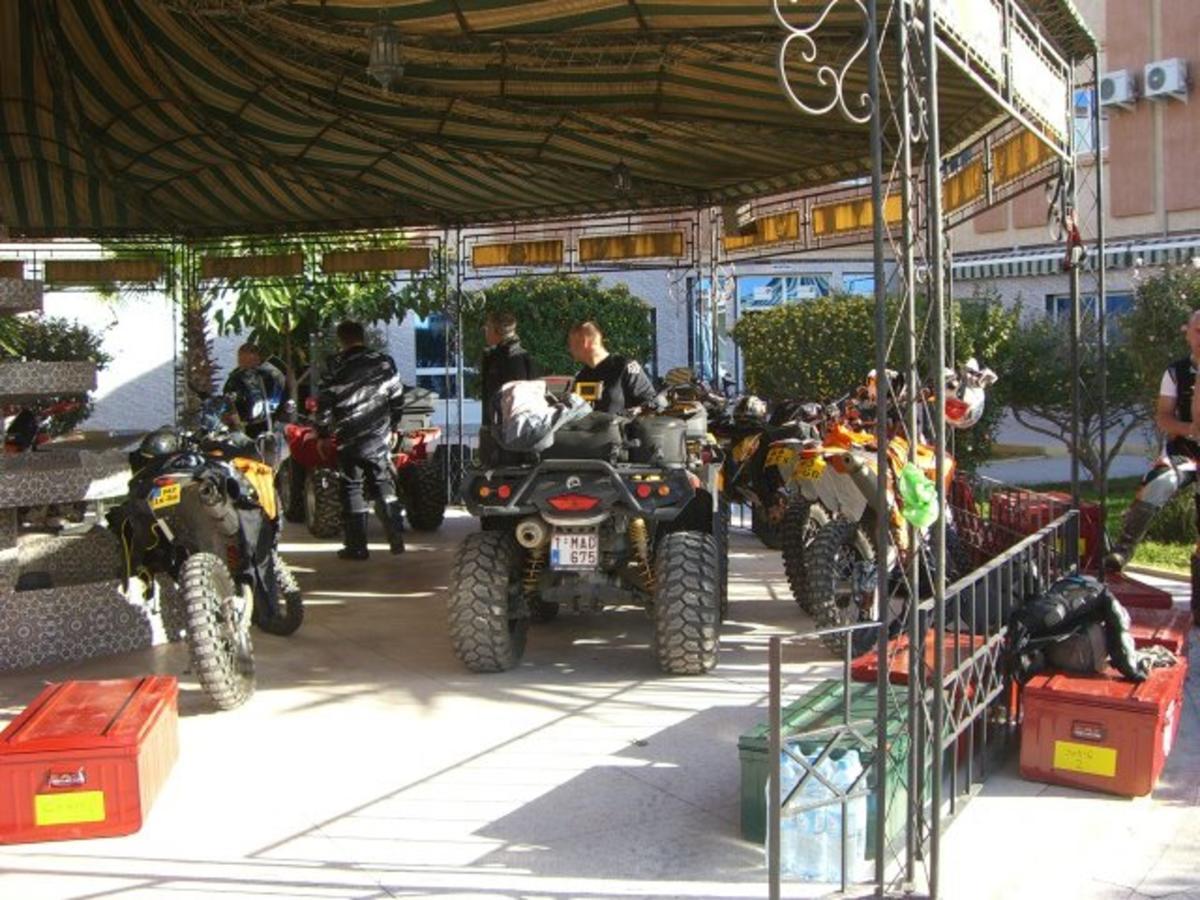Motel Paris Dakar Selouane 외부 사진