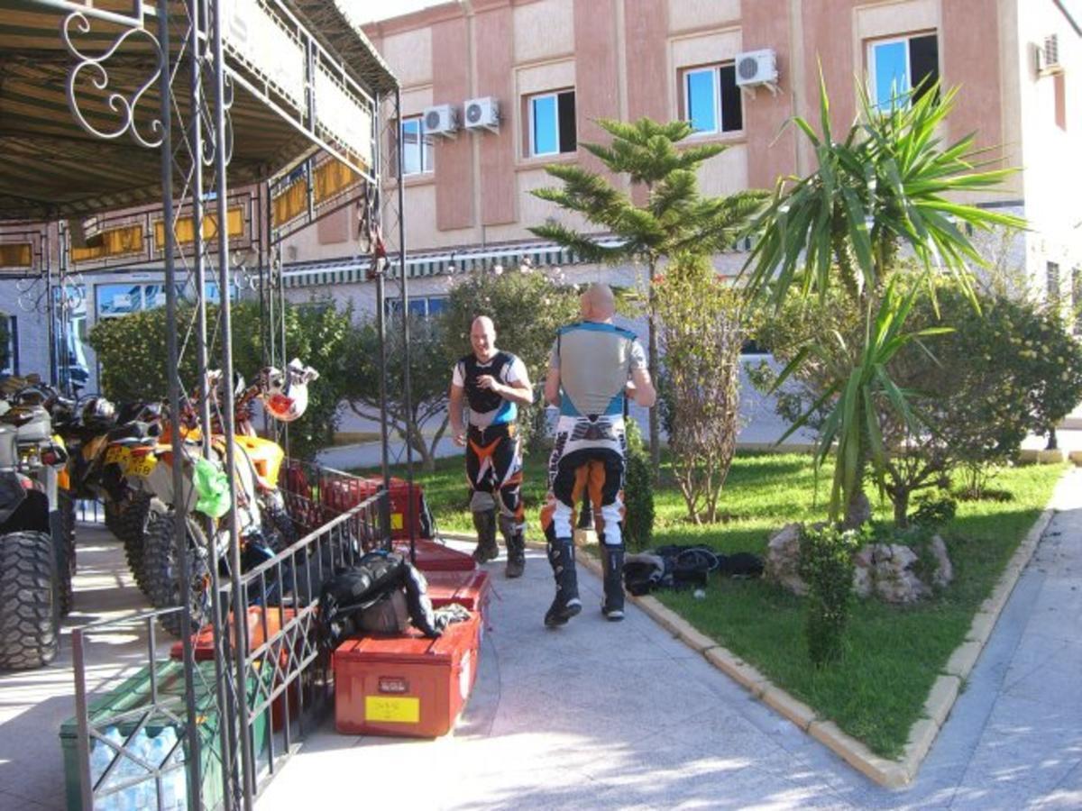 Motel Paris Dakar Selouane 외부 사진